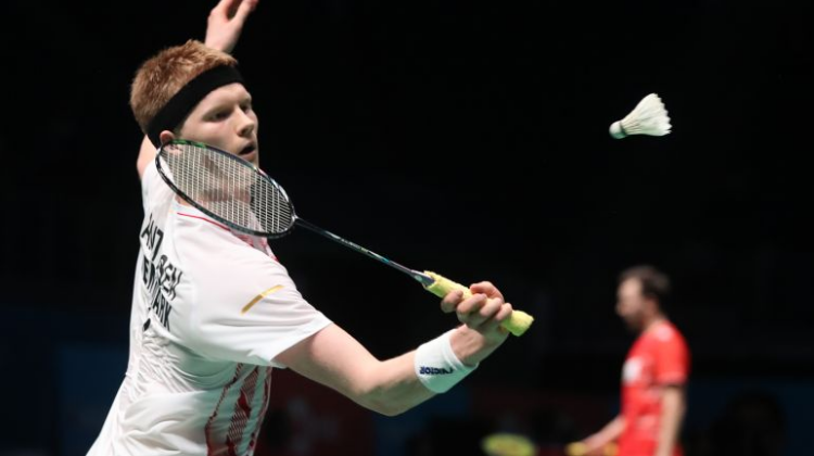 角色定位不 角色定位不