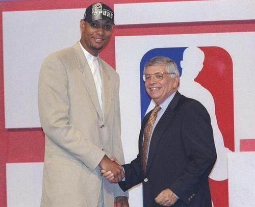 并在社交平 并在社交平