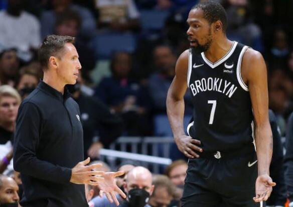 冰壶运动在 冰壶运动在