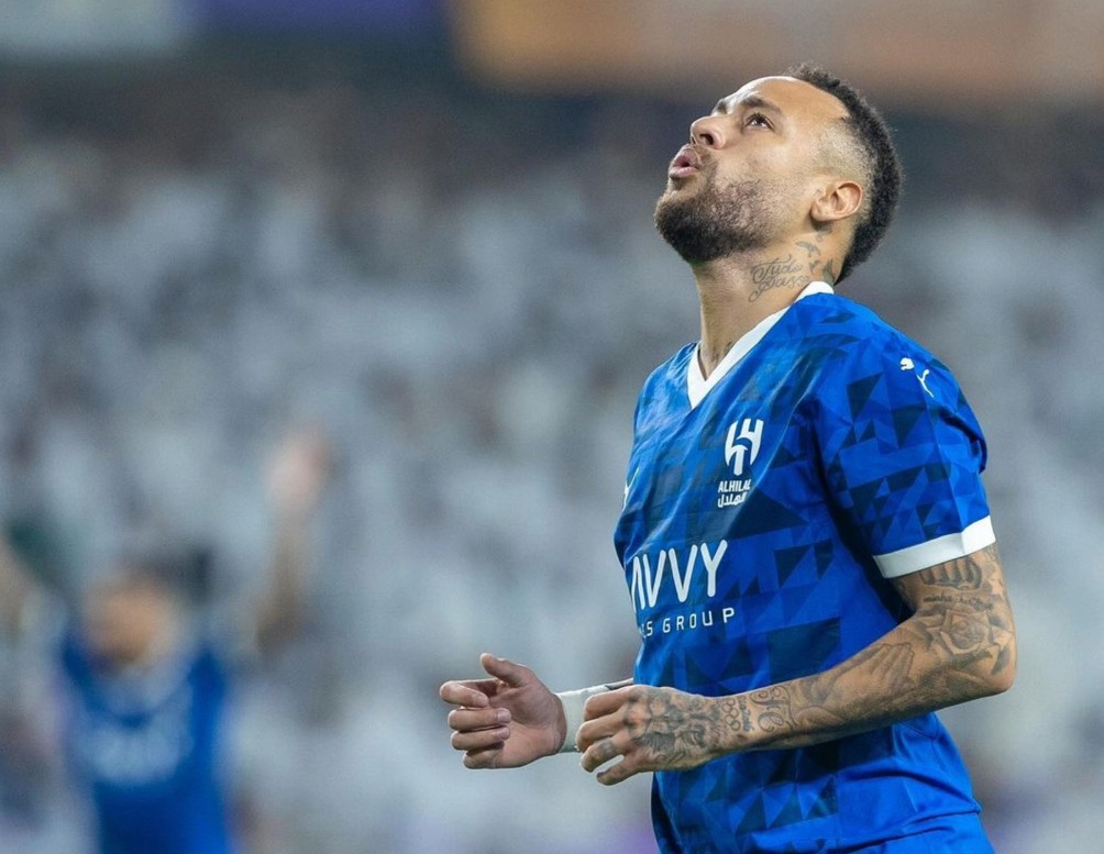 了更加坚韧 了更加坚韧