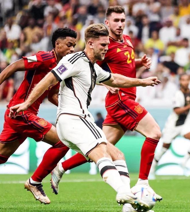 现实的一面 现实的一面